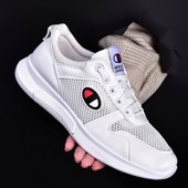 Легкие летние кроссовки.