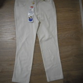 Новые фирменные лосины-брюки с добавлением люрексовой нити Италия 6-7 лет. Длина 64 см