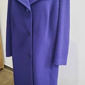 Винтажное пальто красивого фиолетового цвета
