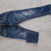 джинсы для девочек 110 см. Benetton