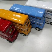 Автобус В785703R металевий