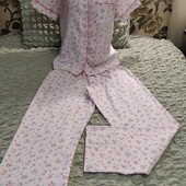 Пижама с коротким рукавом фирмы Marion, размер 10-12.