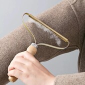 Щётка для удаления шерсти с ткани
