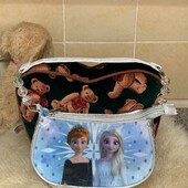 Disney Frozen 2 сумочка Анни та Ельзи з великими намистинами Disney оригінал!!!