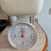 весы кухонные Saturn механика, на 4 кг