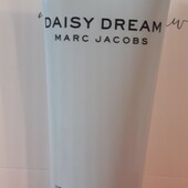 ОригиналMarc Jacobs Daisy dream Uplifting showerGel смесь ежевики, голубой глицинии и белого дерева