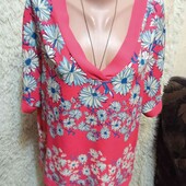 Гарна квіткова блуза 14/42 размера,,в груди 116 см.