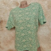 Женская футболка в зеленом цвете 50-52рр