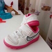 Кроссовки Nike 13-13,5см(собирайте мои лоты)