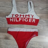 Крутой спортивный купальник Tommy hilfiger! Размер 46-48, очень круто сидит!