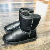 Зимние сапожки на девочку в стилеUgg.31р.