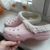 Кроксы Crocs оригинал со семным мехом состояние очень хорошее