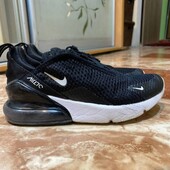 Кросівки Nike air max 270.