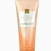 Новинка! Парфумований лосьон для тіла Avon Radiance 125 мл !