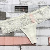 Трусики білі стрінги з мереживом hunkemoller жіночі S.