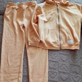Спортивний костюм ,зріст 152 см