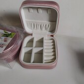 Шкатулка для бижутерии и украшений