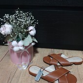 Parfois із еко-шкіри 35 рр і устілка 23 см від країв.