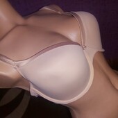 Гарний бюстгальтер Hunkemoller р.36/80Е