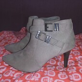 Демісезонні напівчобітки M&S collection р.6/39