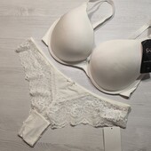 Hunkemoller! Жіночий комплект: бюстгальтер 80Д, трусики М розмір snow white! Лот 522