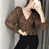 Стильна укорочена блуза XS