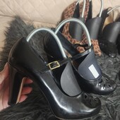 Clarks uk7 40p туфлями мері джейн з натуральной лаковою шкіри
