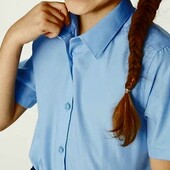 Рубашка школьная на девочку указан р.16-17 лет