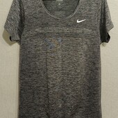 Футболка жіноча Nike