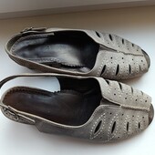 Босоніжки шкіра