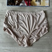 Красивые высокие трусы