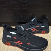Кросівки Nasa Trainers uni Black 42 рри. Останні пари.