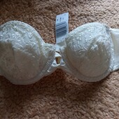 ♡Кружевной белый бюст с косточкой .70/32АА.