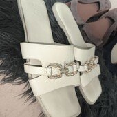 Primark uk9 43p шльопки слонова кістка