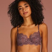 Бюстгальтер жіночий з ексклюзивної колекції noir hunkemoller розмір 80d.