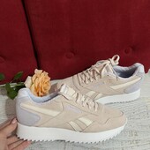 Reebok,Ortholite,оригінал,із натуральної замші,розмір 39,устілка 25,5.Новинка