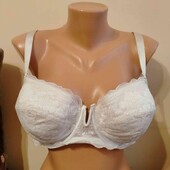 бюстгальтер 38 F, чашка 29 см 