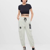 Спортивные штаны джоггеры Bershka р М