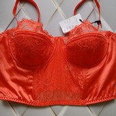 Шикарное бюстье)))размер 80в/с маленькая))) Primark