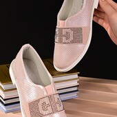 Гарні Туфли балетки в наявності 32,34,35,37 якість класна