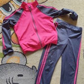 Легкий спортивный костюмчик