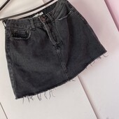 Спідничка бренду Bershka
