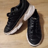скоро шкОла -Аdidas оригінал кросівки шкіряні, 37р