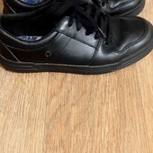 кроссовки Clarcs р.37 стелька 23-24 см.Состояние отличное,без нюансов.