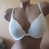Бюстгальтер Primark з незначним коректором Розм 36/80С