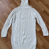 Красивий подовжений светр, плаття