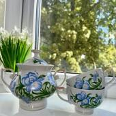 Набор. Сахарница и две чашки одним лотом
