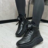Кросівки зимові чорні