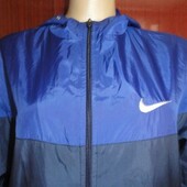 Стильная мужская ветровка Nike