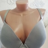Красивий бюстгальтер на кісточках Marks & Spencer 85E Не ношений